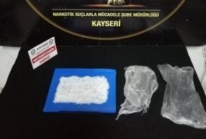 Rezidansa uyuturucu operasyonu: 1 gzalt