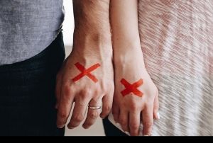 Sadakatsiz e, tazminat deyecek