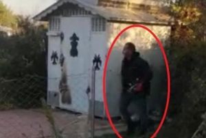Gvercinleri alamaynca kmesi atee verdi