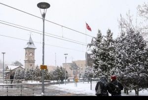 Meteorolojiden Kayseri in Kar Uyars