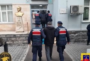 Kayseri'de PKK ve El Nusra operasyonu: 2 gzalt