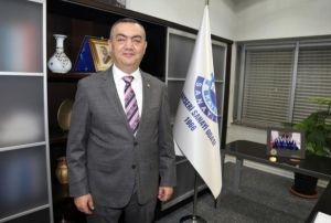 Byksimitci: Gazetecilerin abalar kukusuz takdire ayandr