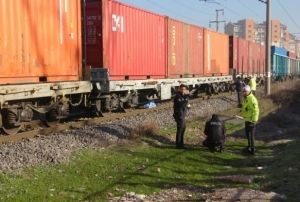 Tren'in arpt  niversite rencisi kz hayatn kaybetti