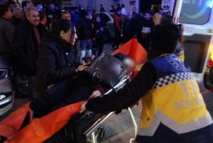 Gen kadn kocas tarafndan sokak ortasnda ldrld