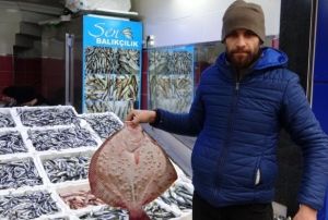 Olumsuz hava balklar vurdu, fiyatlar ykseldi