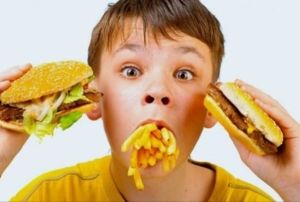 Trkiyede her 4 ocuktan 1i obezite