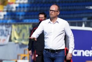  rfan Buz:Sumudica yetersiz bir teknik adam