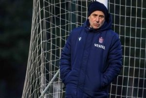 Avc, Konyaspor ma ncesi futbolculara uyarlarda bulundu