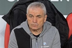  almbay:Antalyaspor elinde ne kadar defans oyuncusu varsa oyuna ald
