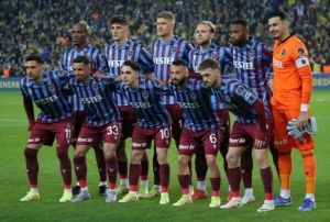 Lider, Trabzonspor izgisini bozmuyor