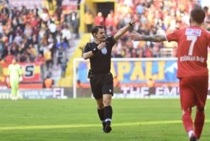 Final man Halil Umut Meler ynetecek