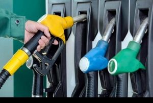 Motorin ve benzine byk zam yolda