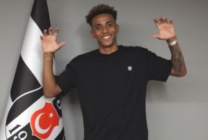Gedson Fernandes 4+1 yllk szlemeye imza att