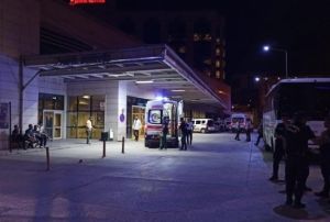 Ky korucular arasnda silahl kavga: 2'si ar 5 yaral