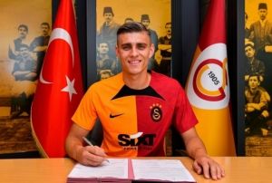 Galatasaray, Kazmcan Karata ile 5 yllk szleme imzalad