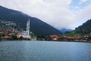 Uzungl son yllarn en youn sezonunu geiriyor