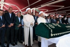 Yazar Rasim zdenren son yolculuuna uurland