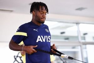 Batshuayi, zel program dahilinde alt