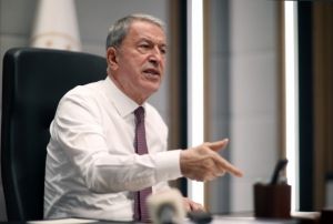 Bakan Akar: 'Devlete, millete ve TSK'ya dil uzatanlar bizim kabul etm