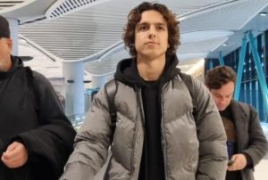 Fenerbahenin yeni transferi Emre Demir stanbula geldi