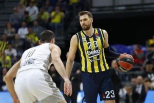 Fenerbahe, Partizan deplasmannda