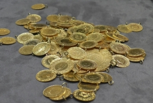 Çeyrek altın 2 bin lirayı buldu