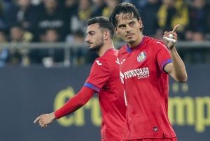 Enes nal, formunun zirvesinde