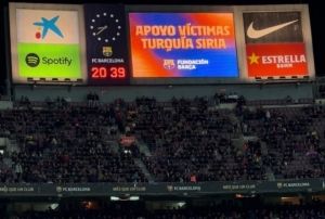 El Clasicoda deprem iin dayanma ars yapld