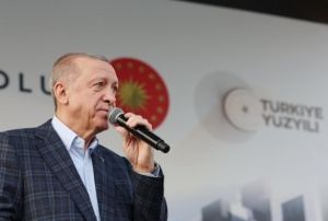  Erdoan: Ekonomik sknt ve hayat pahalln yine biz zeceiz
