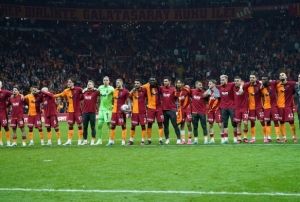 Galatasaray 5 hafta stanbul'dan kmayacak