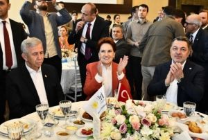 Akener: Ben babakan olmay hedef setim
