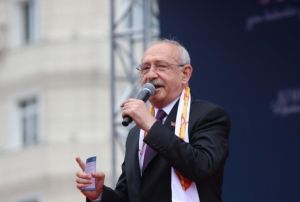 Kldarolu: Bir ocuk asa Bay Kemal de atr