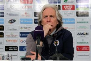 Jorge Jesus: ampiyonluk ansmz devam ediyor