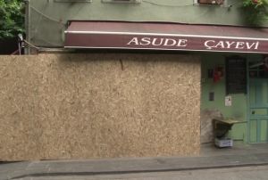Tesettrl kadnlar kovan iletmenin tm izinleri iptal edildi