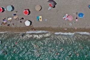 Antalya 8 milyon 11 bin 828 turist saysna ulat