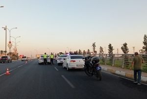 anlurfa'da trafik kazas: 2 polis yaral