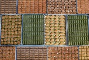 Baklavaclardan indirim karar