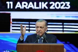 Başka lkelere hak olan Trkiye'ye lks değildir