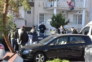 Kızını ve kayınvalidesini ldrd, intihar etti
