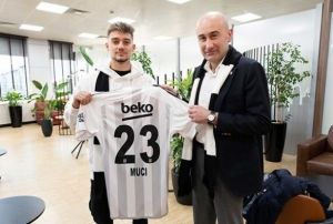 Beşiktaş, Ernest Mui transferini aıkladı