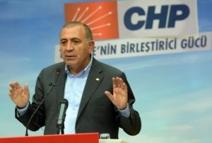 Grsel Tekin CHPden istifa etti