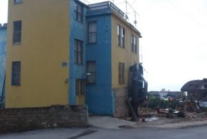 Srekli Kaza Yapan Otomobilini Astı