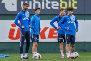 Trabzonspor, Fenerbahe maı hazırlıklarına ba#