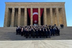 Anıtkabir'de 18 Mart Şehitlerini anma treni dzenlendi