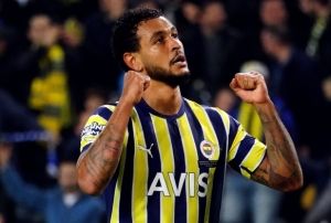 Joshua King, Fenerbahe'ye Veda Etti