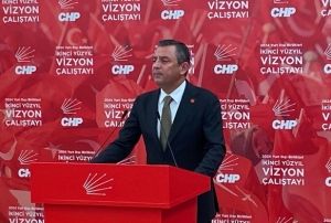 zel: Aşırı Sağ Endişe Verici
