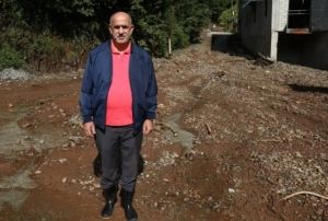 Eski  başkan silahlı kavgada hayatını kaybetti