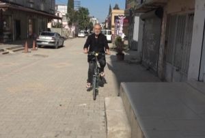 50 Yıllık Bisiklet Rutinini Senelerdir Bozmadı