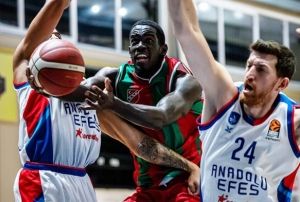 Karşıyaka Basketboldan başarılı prova