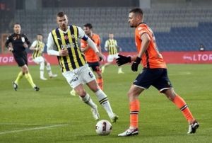 Fenerbahe, Başakşehir'i konuk edecek